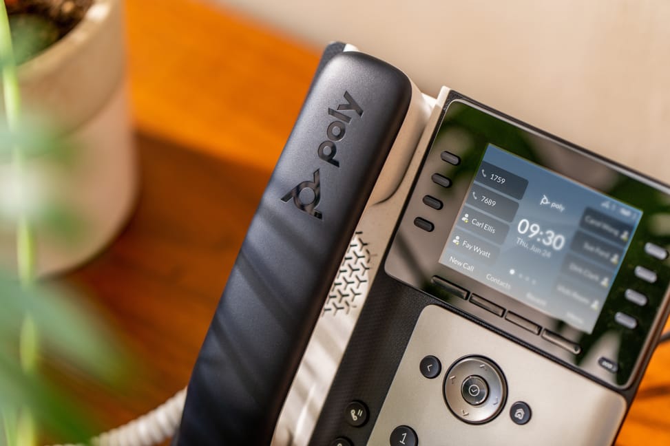 POLY Téléphone IP Edge E350 compatible PoE Téléphone IP Poly Edge E350 compatible PoE  (82M89AA) — image 9