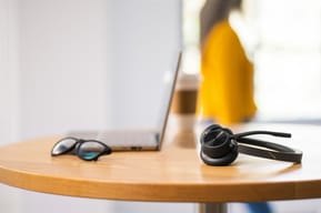 Micro-casque Poly Voyager 4320 (76U50AA) — image 7