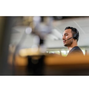 POLY Micro-casque Voyager 4320 USB-C +dongle BT700 Micro-casque Poly Voyager 4320 USB-C +dongle BT700  (76U50AA)