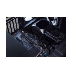 Kingston Technology 4096G KC3000 M.2 2280 NVMe SSD (SKC3000D/4096G)