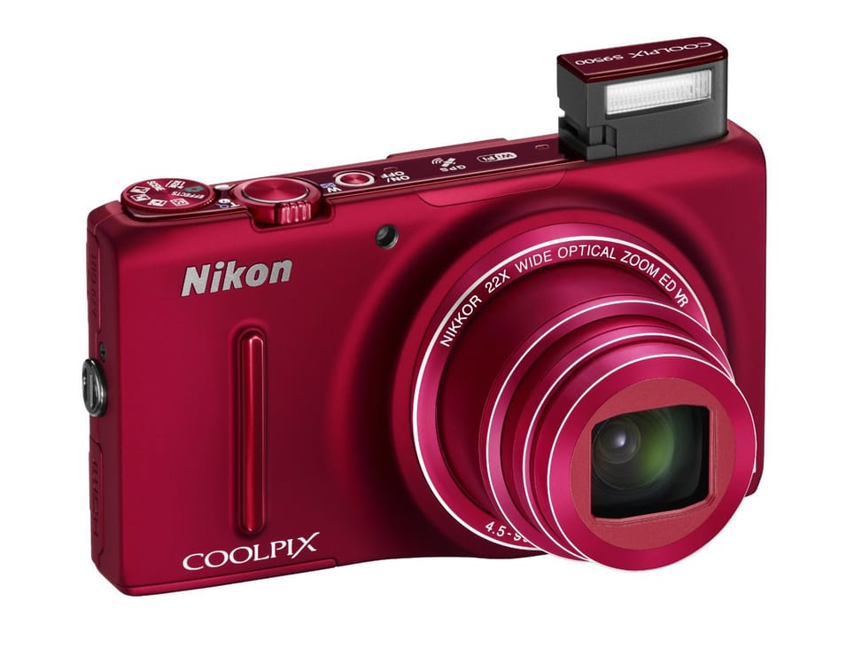 Appareil photo Nikon Coolpix S9500 - 18.1MP /22X — image 1