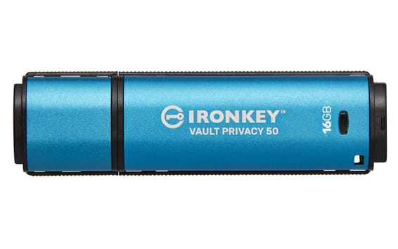 Kingston Technology IronKey 16 Go Vault Privacy 50 chiffrée AES-256, FIPS 197 (IKVP50/16GB)