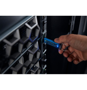 Kingston Technology IronKey Keypad 200C USB-C de 128 Go, FIPS 140-3 niveau 3 (en attente) AES-256 (IKKP200C/128GB)