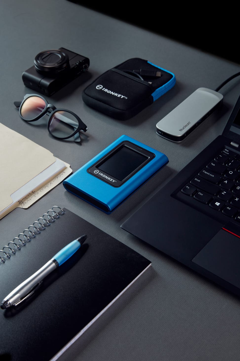 Kingston Technology IronKey 1920Go Vault Privacy 80 XTS-AES 256-bit SSD externe chiffré (IKVP80ES/1920G) — image 10