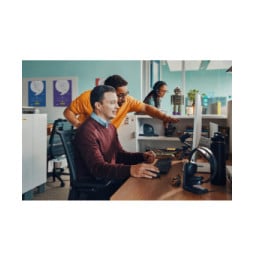 POLY Voyager Focus 2 USB-C-C Headset +USB-C/A Adapter Voyager Focus 2 USB-C-C Headset +USB-C/A Adapter  (9T9J3AA)