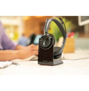 POLY Voyager Focus 2 Microsoft Teams Certified USB-C-C Headset +USB-C/A Adapter (9T9J4AA)