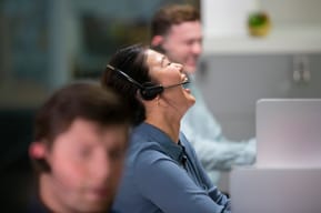 POLY Micro-casque Voyager 4245-M Office + câble USB-A vers micro USB (7S3Y5AA) — image 4