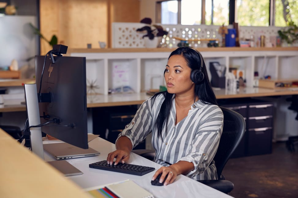 HP Écran USB-C QHD E27u G5 Écran USB-C QHD HP E27u G5  (6N4D3AA) — image 6