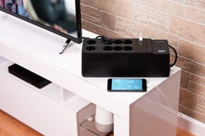 Onduleur Off-line APC BE850G2-GR - 520 W / 850 VA - 8 prises FR + USB — image 3