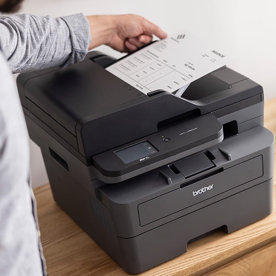 Brother MFC-L2860DWE - Imprimante multifonction laser 4-en-1 monochrome A4 compacte et réseau Ethernet - 6 mois d'abonnement — image 5
