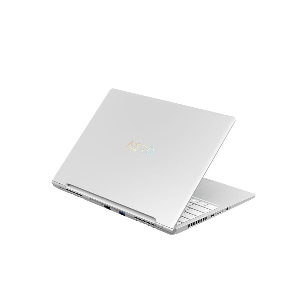 Gigabyte AERO 14 OLED BMF-72FRBB4SO laptop Intel® Core™ i7 i7-13700H Ordinateur portable 35,6 cm (14") 2.8K 16 Go LPDDR5-SDRAM — image 5