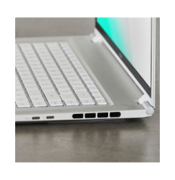 Gigabyte AERO 16 OLED BSF-73FR994SO Intel® Core™ i7 i7-13700H Ordinateur portable 40,6 cm (16") UHD+ 16 Go DDR5-SDRAM 1 To SSD