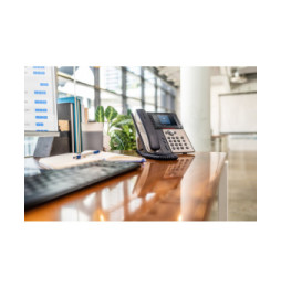 Téléphone IP POLY Edge E550 compatible PoE (82M91AA)