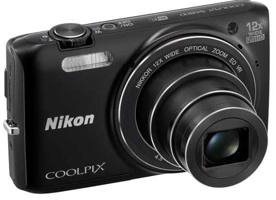 Appareil photo Nikon Coolpix S6800 - 16MP /12X + Etui et Carte SD offerts