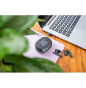 POLY Écouteurs noir charbon Voyager Free 60+ UC + adaptateur USB-C BT700 + étui de charge avec écran tactile (7Y8G4AA)