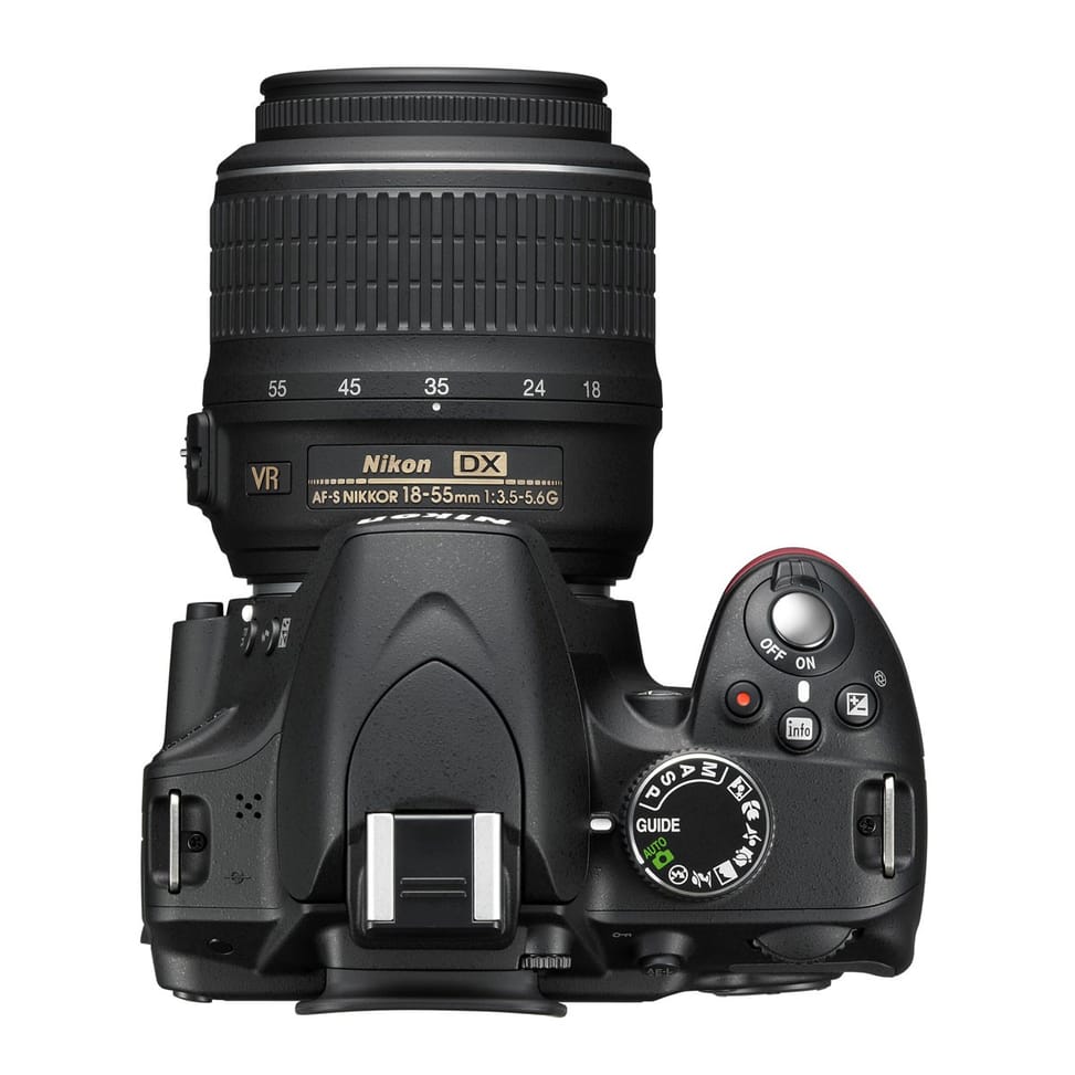 Reflex Nikon D3200 + Objectif AF-S DX 18-55mm f/3.5-5.6G VRII — image 4