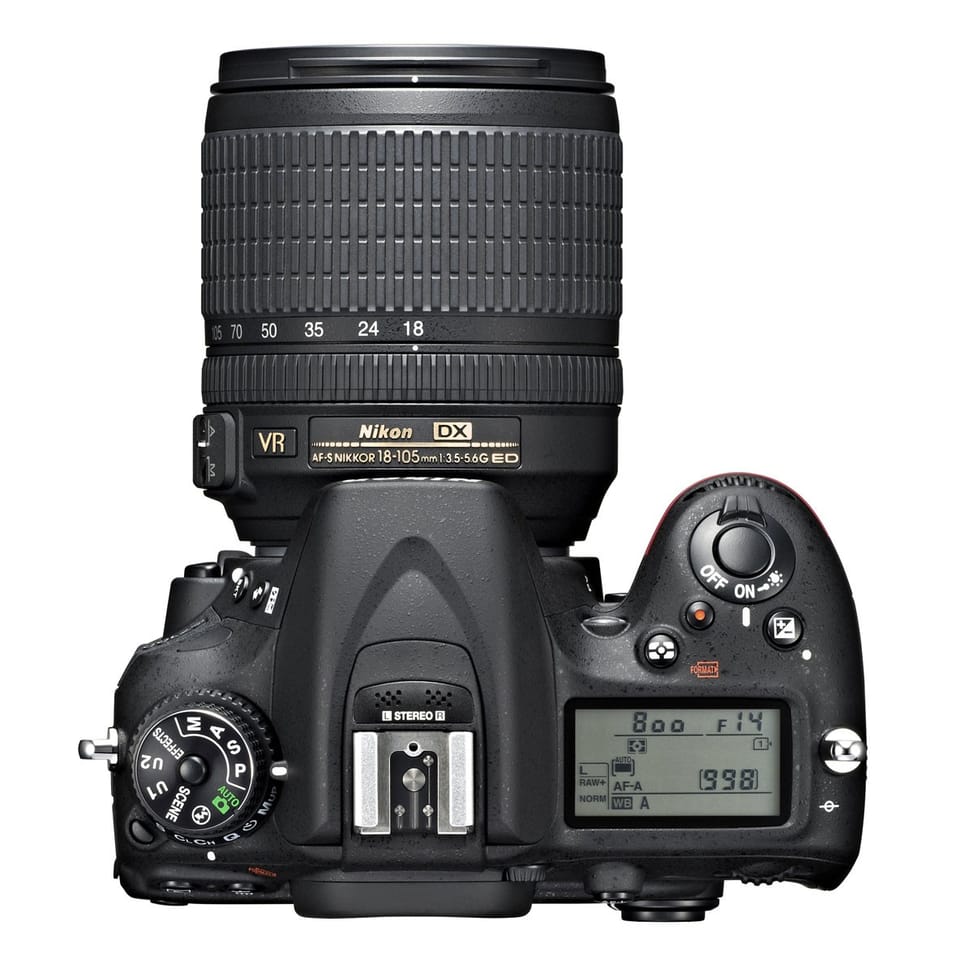 Reflex Nikon D7100 + Objectif AF-S DX Nikkor 18-140mm f/3.5-5.6G ED VR — image 5