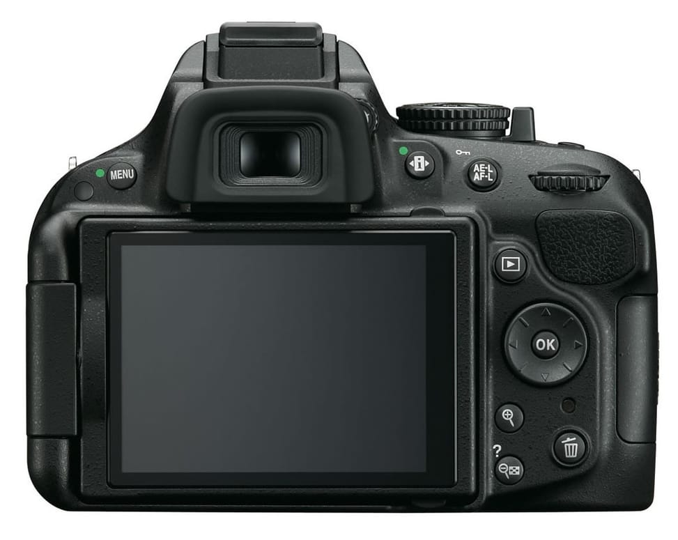 Reflex Nikon D5200 + Objectif AF-S DX Nikkor 18-55mm f/3.5-5.6G VR — image 3