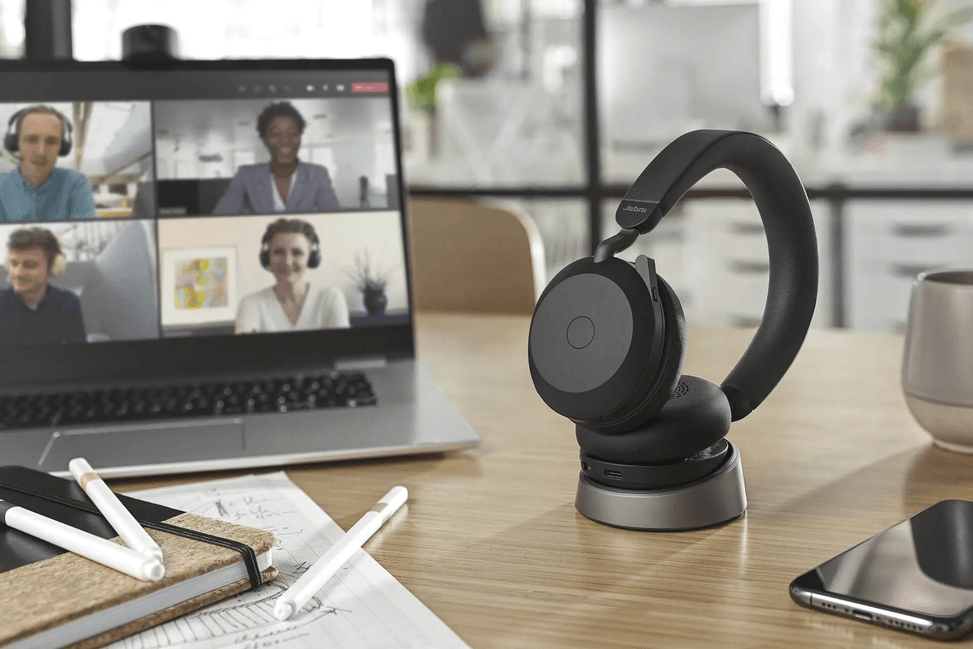 Micro-casque sans fil Jabra Evolve2 75 USB-A UC avec socle de recharge - Noir (27599-989-989) — image 7