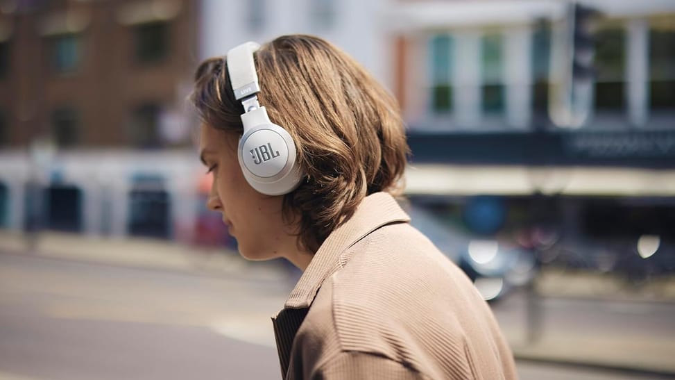 Casque Bluetooth JBL Live 770NC à réduction de bruit - Blanc (JBLLIVE770NCWHT) — image 5