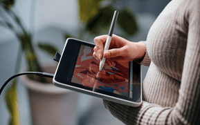 Écran interactif Wacom One 12 : Tablette Graphique avec écran 11.6" Full HD (DTC121W0B) — image 7