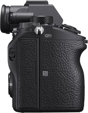 Appareil photo hybride Sony Alpha 7 III boîtier nu (ILCE-7M3) — image 7