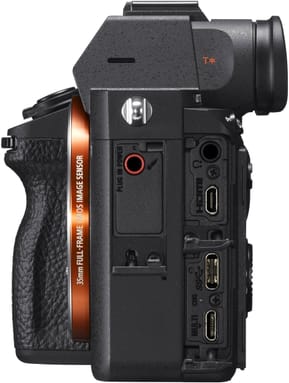 Appareil photo hybride Sony Alpha 7 III boîtier nu (ILCE-7M3) — image 6
