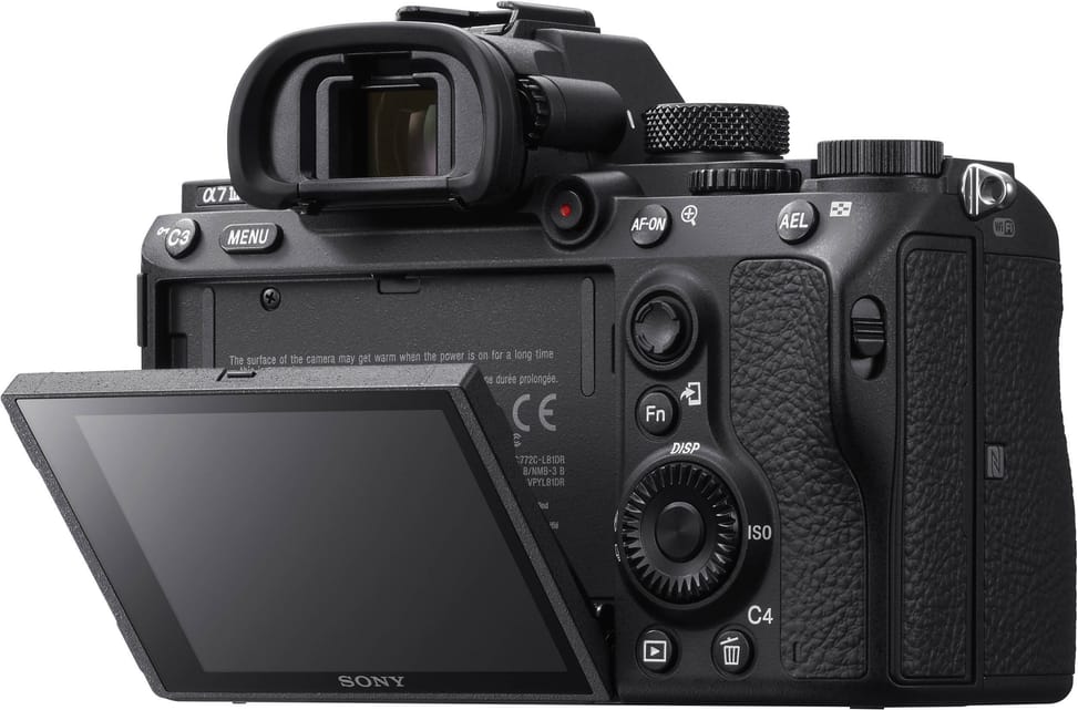 Appareil photo hybride Sony Alpha 7 III boîtier nu (ILCE-7M3) — image 4