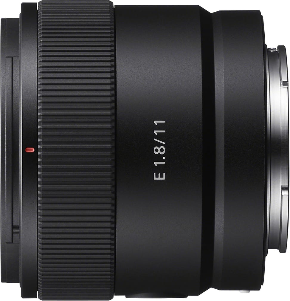 Sony E 11mm f/1.8 Lens (SEL11F18) — image 3