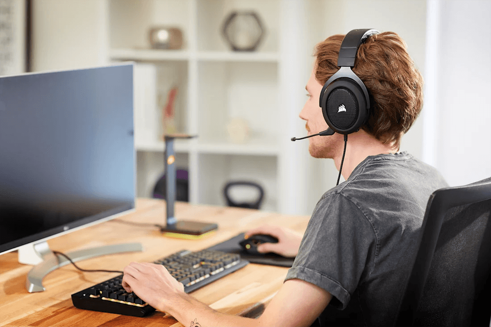 Corsair HS60 Pro Surround Gaming Headset Carbon - 3.5 mm Jack (CA-9011213-EU) — image 9