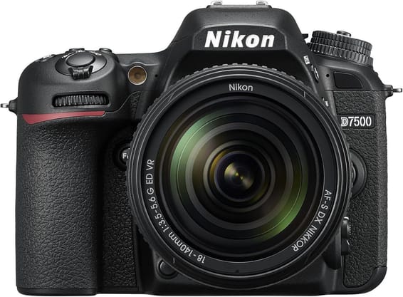Reflex Nikon D7500 ME + Objectif AF-S DX Nikkor 18-140 VR (VBK510NM)