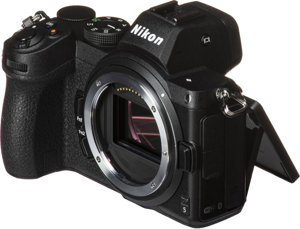Appareil photo hybride Nikon Z5 Boîtier Nu (VOA040BM) — image 5