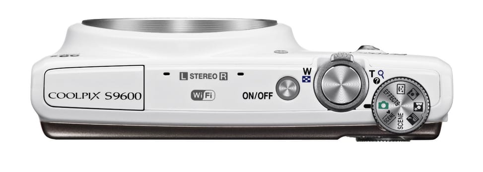 Appareil photo Nikon Coolpix S9600 - 16MP/ 22X, Wi-Fi — image 8