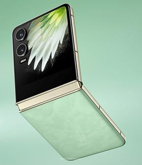 Tecno Phantom V Flip2 — image 3