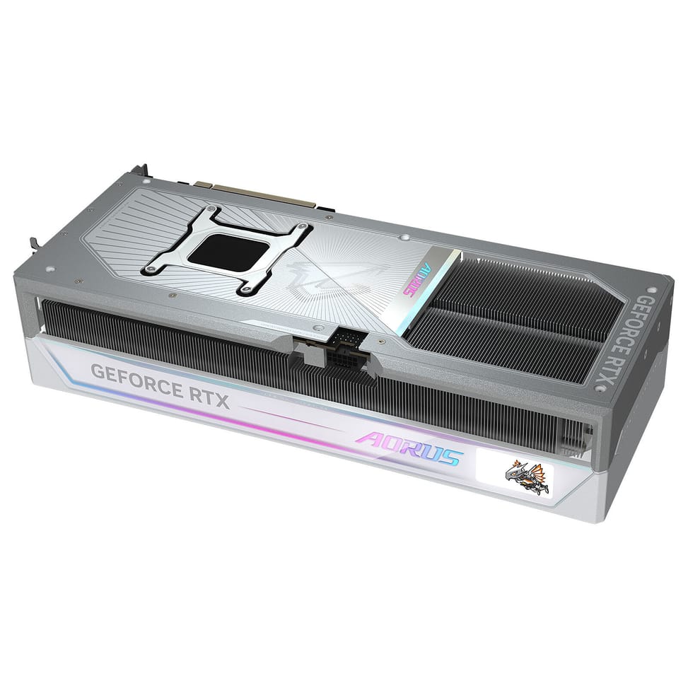 Carte graphique Gigabyte AORUS GeForce RTX 5090 MASTER ICE 32G — image 4
