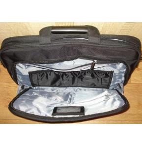 Mallette HP Value Top Load 18" (QB683AA)
