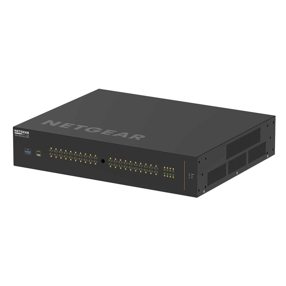 Netgear M4250-40G8XF-PoE++ — image 2