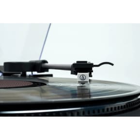 Thomson TT355 - Platine Vinyle Automatique Entrainement par courroie - Gris — image 2