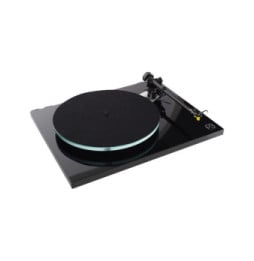 Rega Planar 3 Noir brillant + Nd5