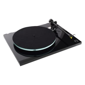 Rega Planar 3 Noir brillant + Nd5 — image 2