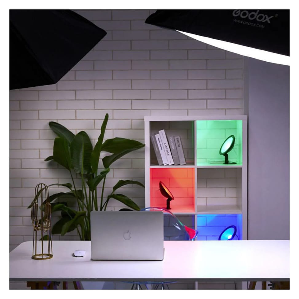 GODOX CL10 Ambient LED Light — image 4