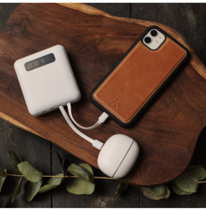 Akashi Batterie de Secours 10000 mAh 4 Câbles (Blanc)