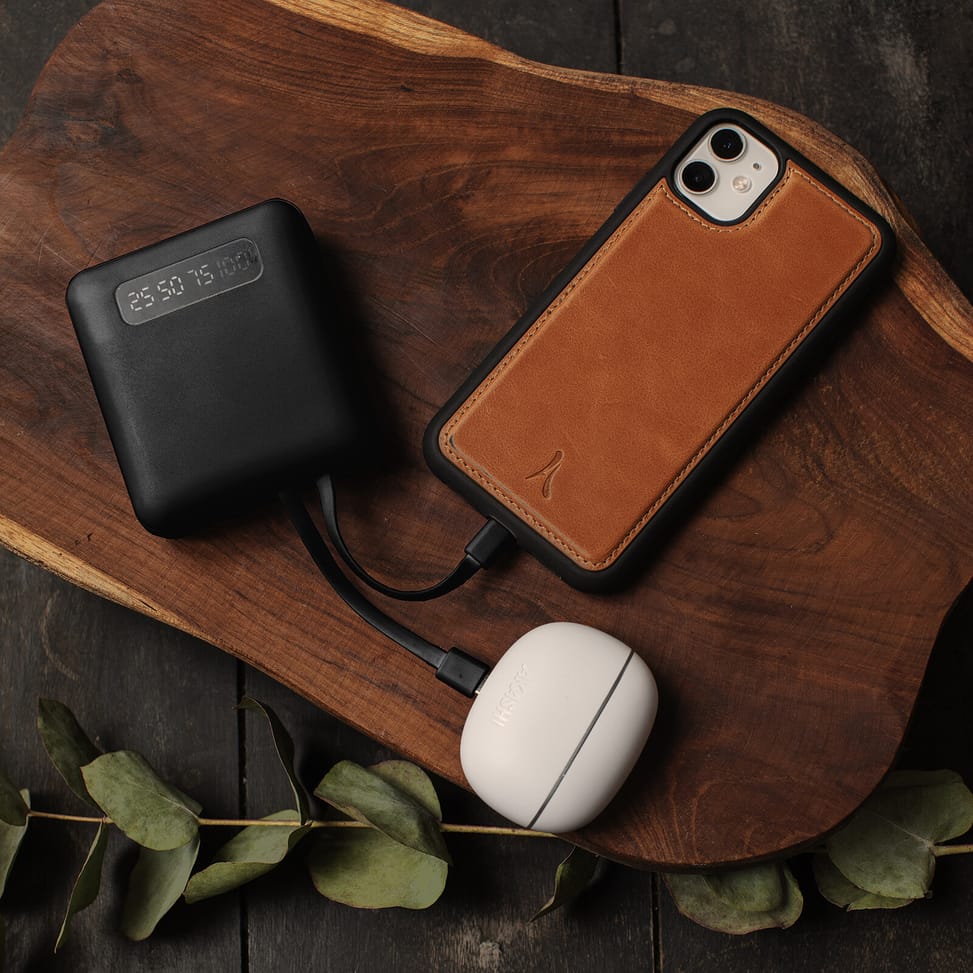 Akashi Batterie de Secours 10000 mAh 4 Câbles (Noir) — image 3