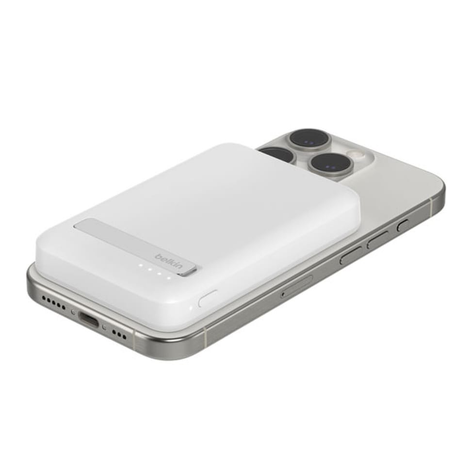Belkin Batterie Externe Magnétique 8K avec Qi2 et Fonction Stand (Blanc) — image 4