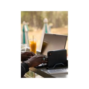 CYGNETT Powerbank Verticale Série VertPWR 4 Ports 25 000mAh 100W avec Support Noir — image 5