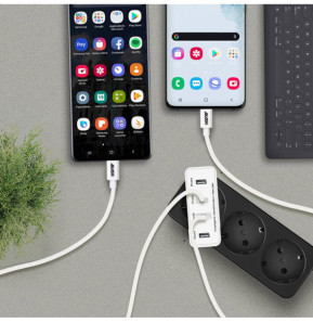 Akashi Turbo Chargeur Secteur 4 USB 5A