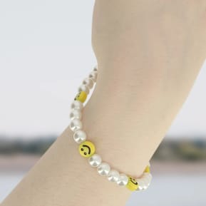 Avizar Bijou de Téléphone Bracelet à Perles et Smiley jaunes Collection Smile — image 3