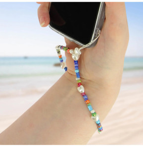 Avizar Bijou de Téléphone Bracelet à Perles multicolores Cœurs Blancs Collection Summer