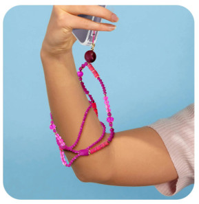 Avizar Bijou de téléphone Universel 90cm Perles de cristal et Heishi Fuchsia