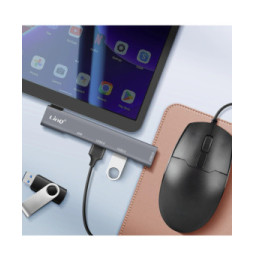 LinQ Hub 4 en 1 USB C avec Charge USB C 60W et 3 Ports USB 3.0 et 2.0 Argent